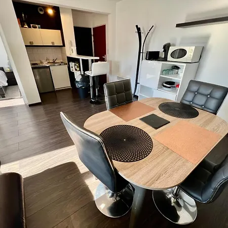 Le Saint-eloi Apartment