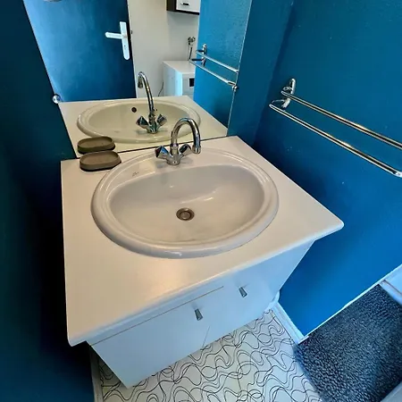 Le Saint-eloi Apartment *